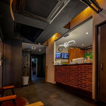 Queens Hotel Seomyeon Busan Ngoại thất bức ảnh