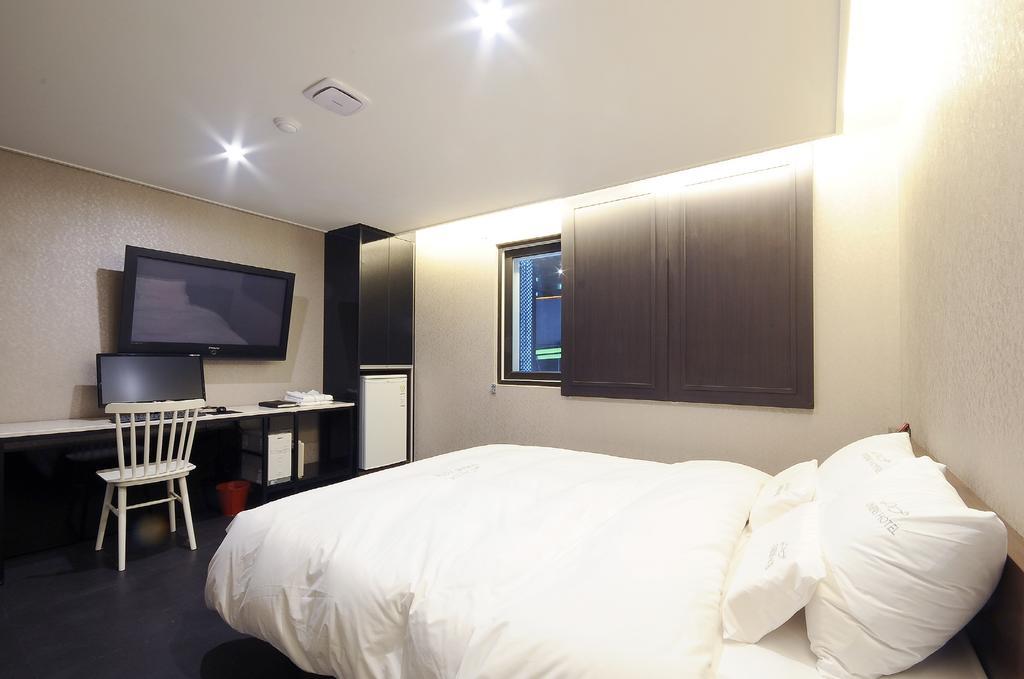 Queens Hotel Seomyeon Busan Ngoại thất bức ảnh