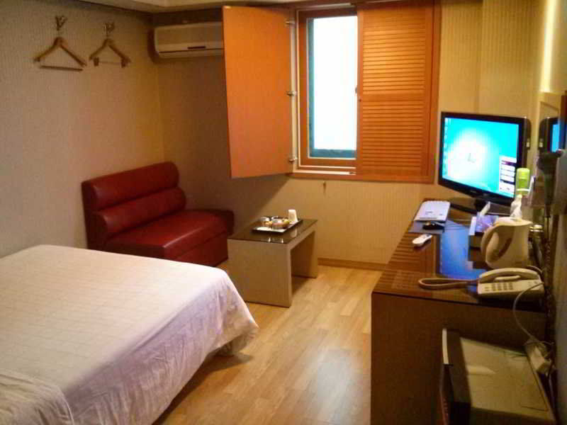 Queens Hotel Seomyeon Busan Ngoại thất bức ảnh