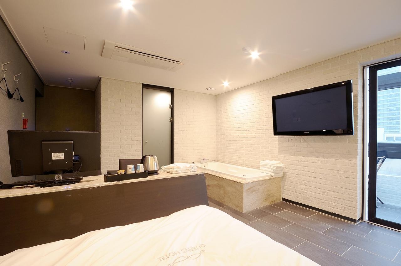Queens Hotel Seomyeon Busan Ngoại thất bức ảnh